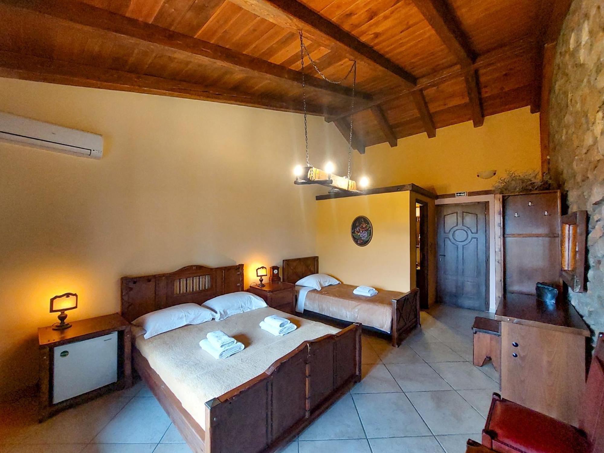 Metohi Hotel Mariolata Exterior foto