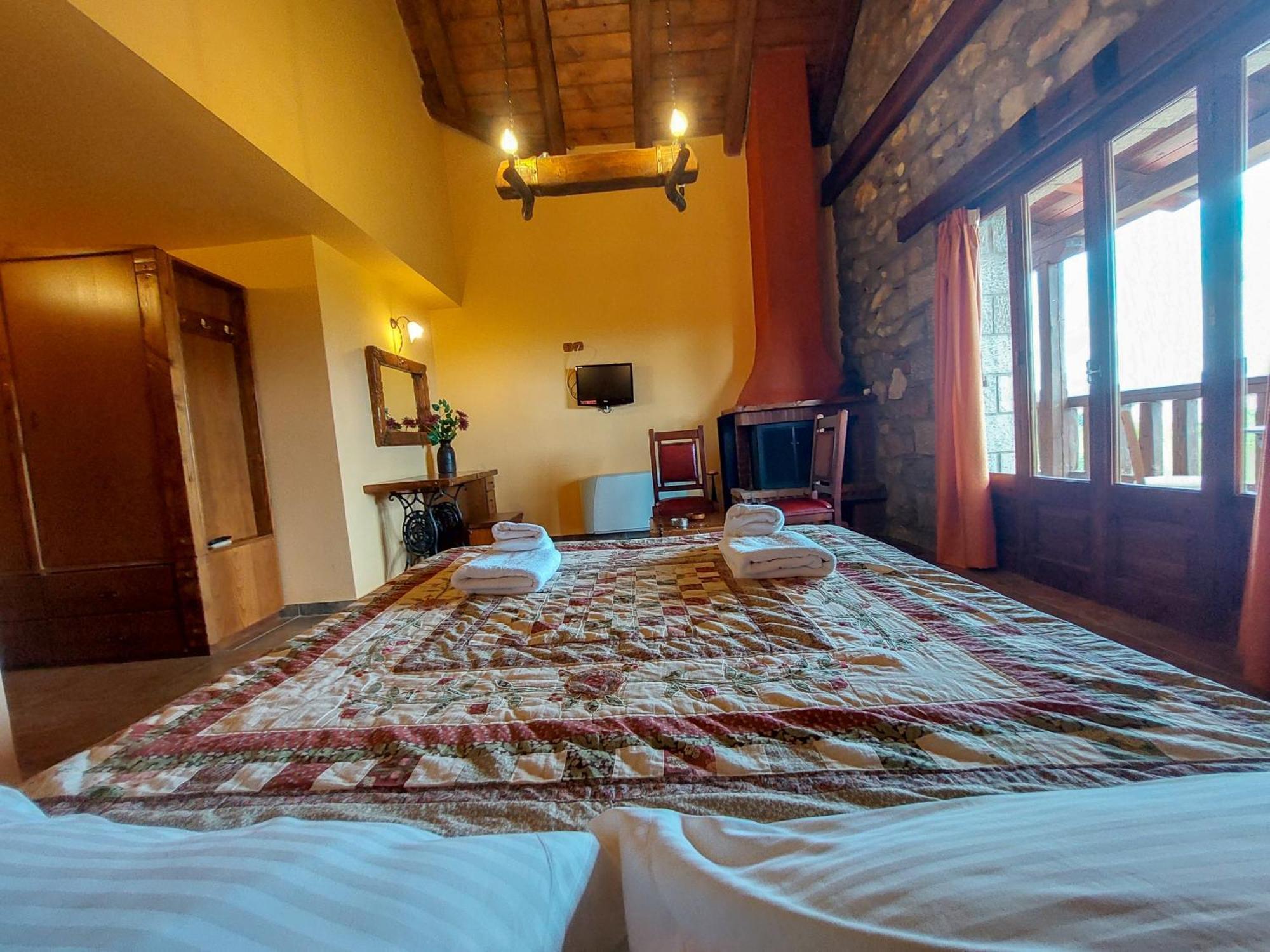 Metohi Hotel Mariolata Exterior foto